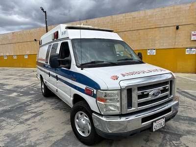 2014 Ford e-350 econoline super duty