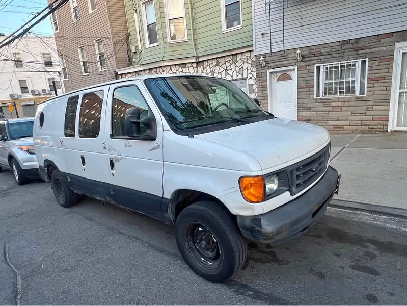 2007 Ford Econoline - Van
