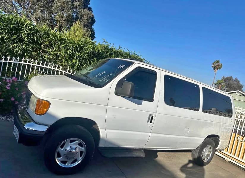 2007 Ford Econoline E150 Cargo - Van