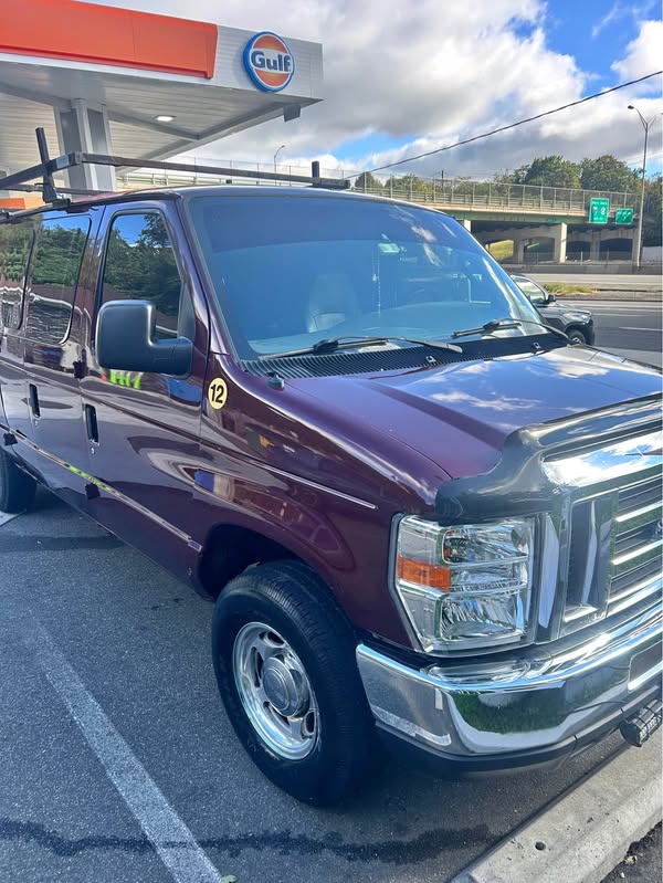 2008 Ford Econoline E350 Cargo - Van