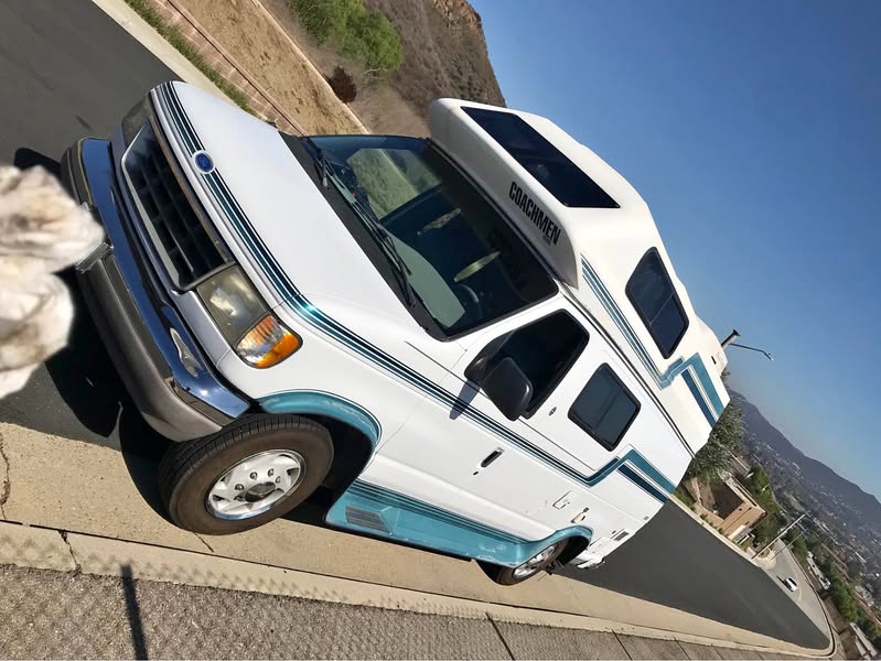1995 Ford econoline coachman - Blue