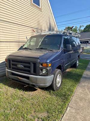 2011 Ford Econoline E250 Cargo - Van