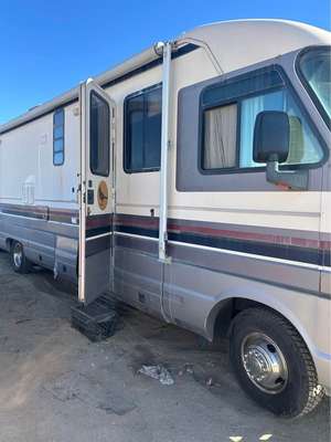 1998 Ford Econoline E150 Passenger - Inch