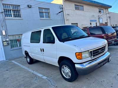 2006 Ford Econoline E250 Cargo - Van