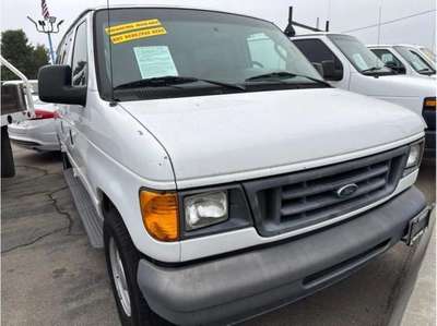 2006 Ford Econoline XL Van 3D