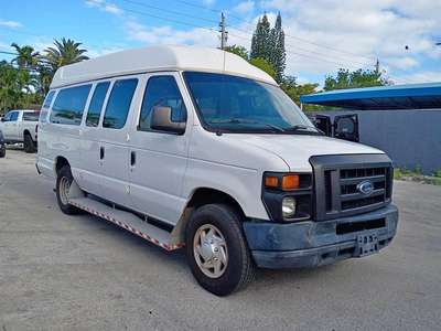 2012 Ford Econoline E250 Cargo - Extended Van