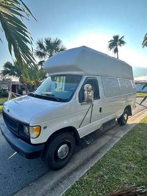 2001 Ford Econoline E350 Super Duty Cargo - Van