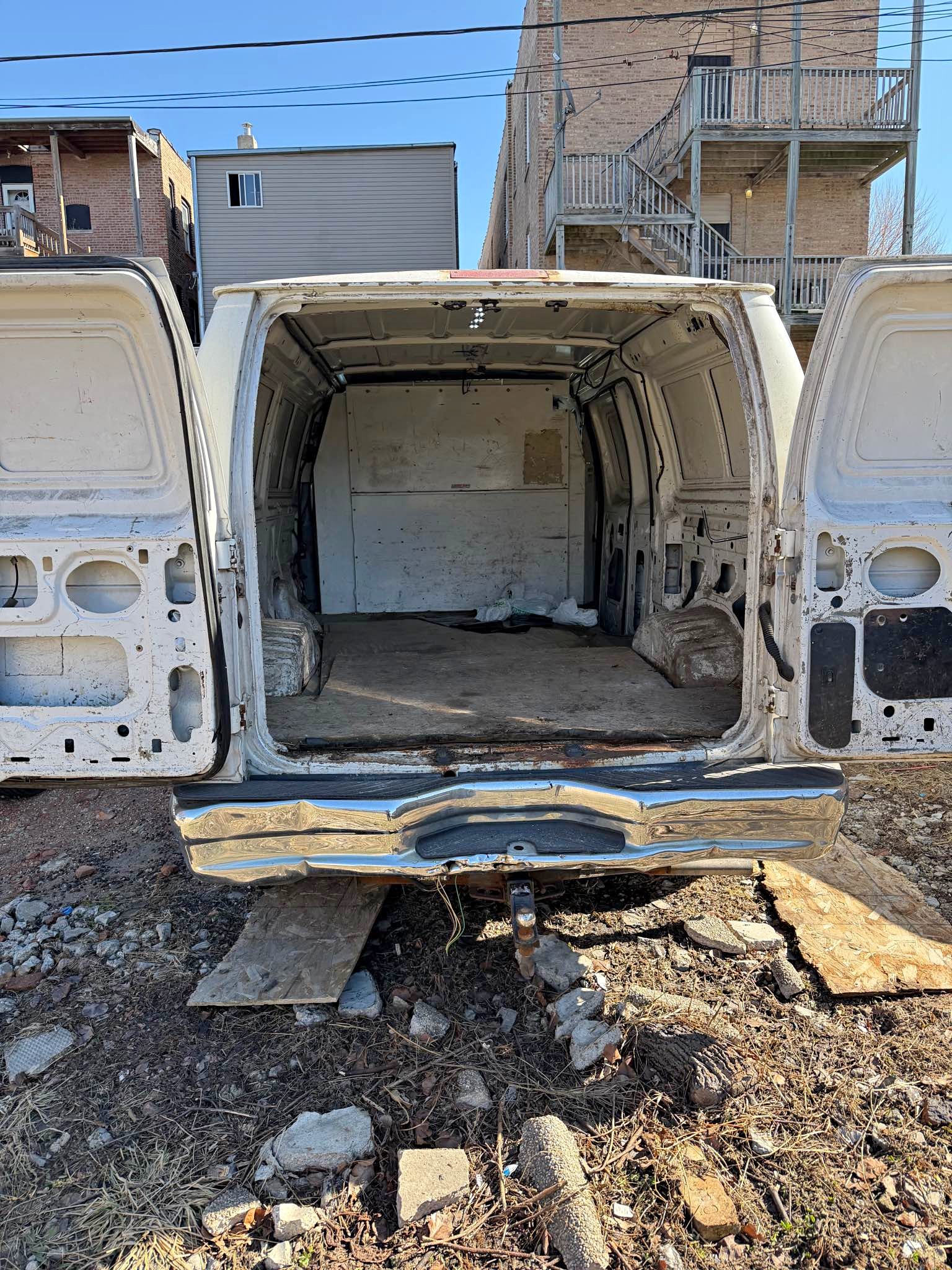 2002 Ford Econoline E350 Cargo - Van