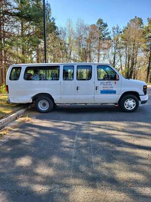 2009 Ford Econoline E150 Passenger - Van