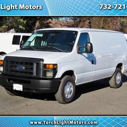 2013 Ford Econoline Cargo Van