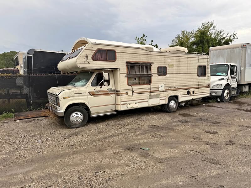 1987 Ford Econoline Van