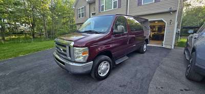 2008 Ford Econoline E350 Super Duty Passenger - Extended Van