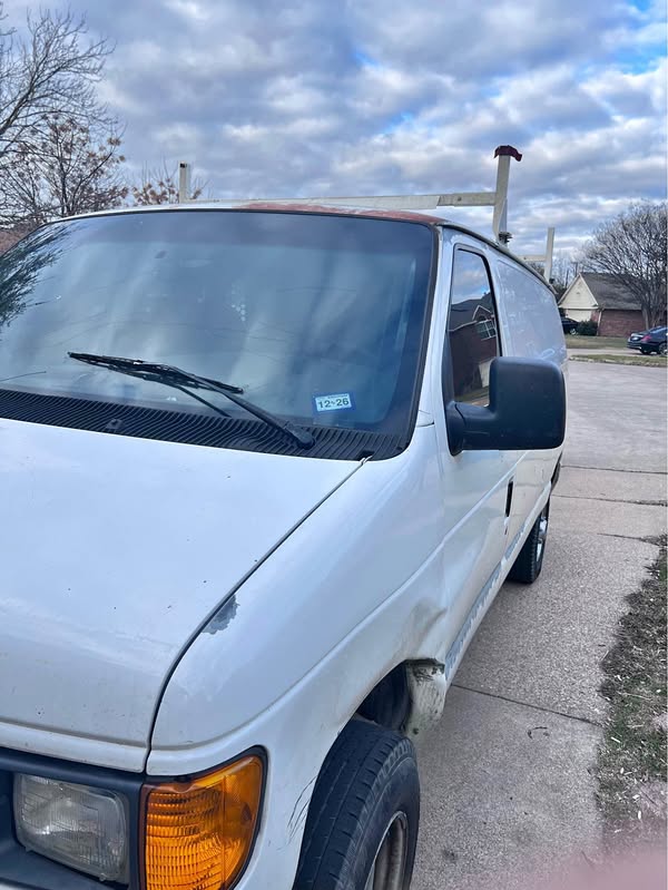 2006 Ford Econoline E250 Cargo - Van