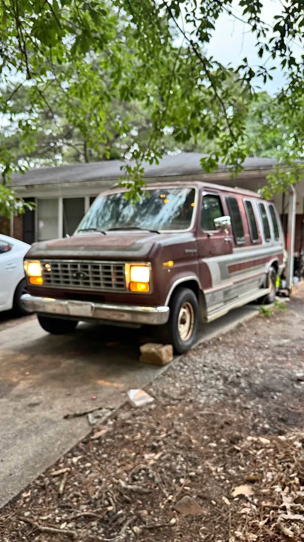 1983 Ford Econoline E150 Passenger - Van