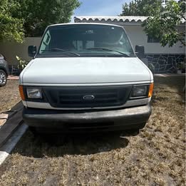 Ford Econoline  E250  2006