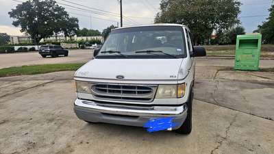 1998 Ford Econoline E150 Passenger - Van