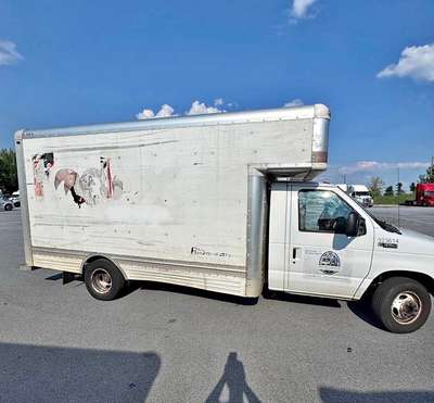 2007 Ford Econoline E350 Cargo - Cutaway Van