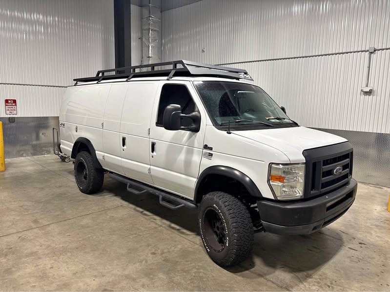 2013 Ford Econoline E350 Super Duty Cargo - Extended Van