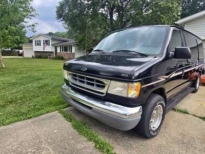 1999 Ford Econoline E150 Passenger - Van