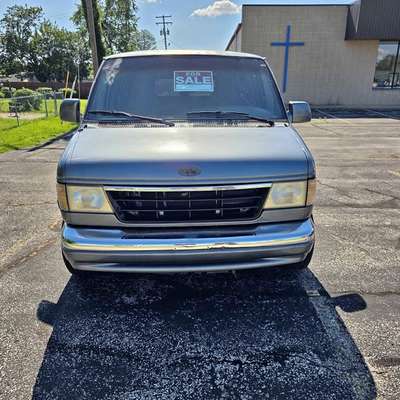 1992 Ford Econoline E150 Passenger - Van