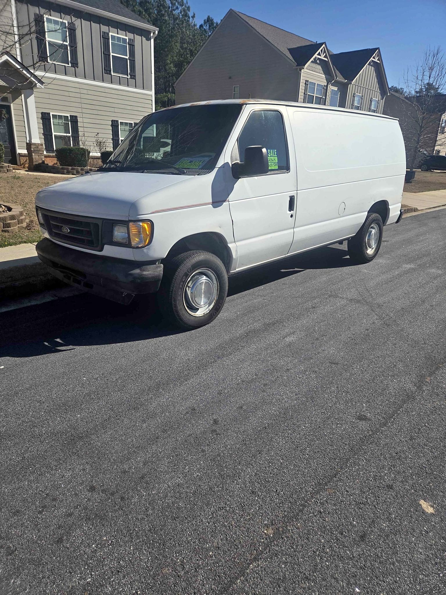 2005 Ford Econoline E250 Cargo - Van