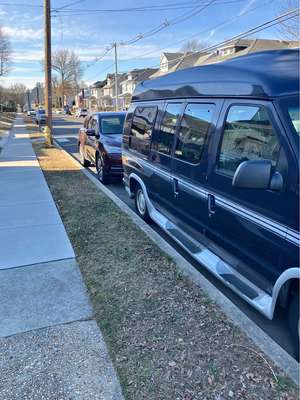 2002 Ford Econoline E150 Passenger - Van