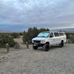 2002 Ford Econoline E350 Off Road Van 2WD