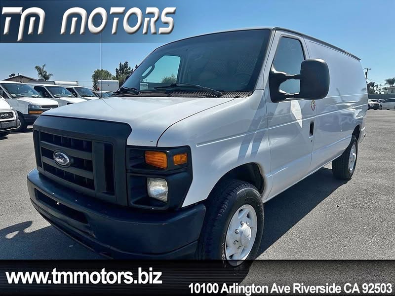 2008 Ford Econoline Cargo Van