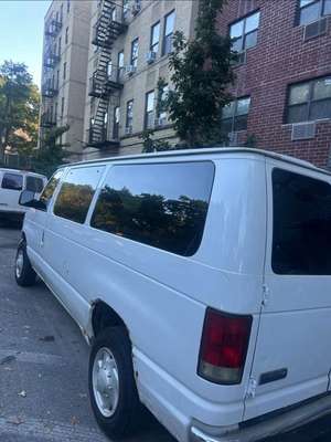 2007 Ford Econoline E150 Passenger - Van