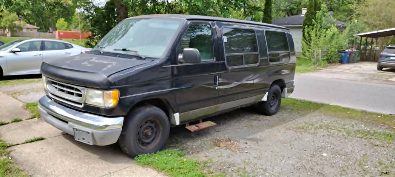 1999 Ford E-150 Econoline