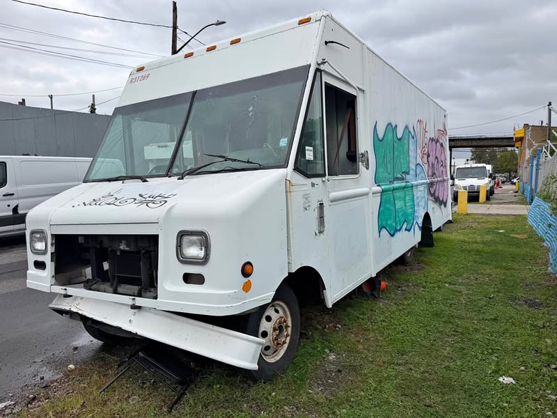 2006 Ford econoline step van