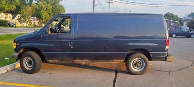 2002 Ford Econoline E350 Super Duty Cargo - Extended Van