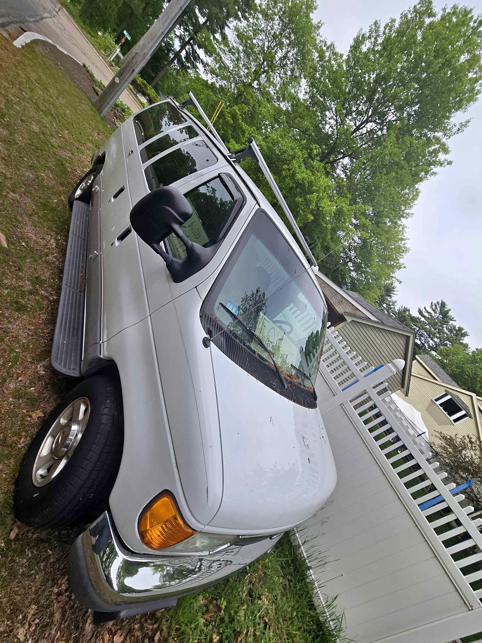2006 Ford Econoline E150 Passenger - Van