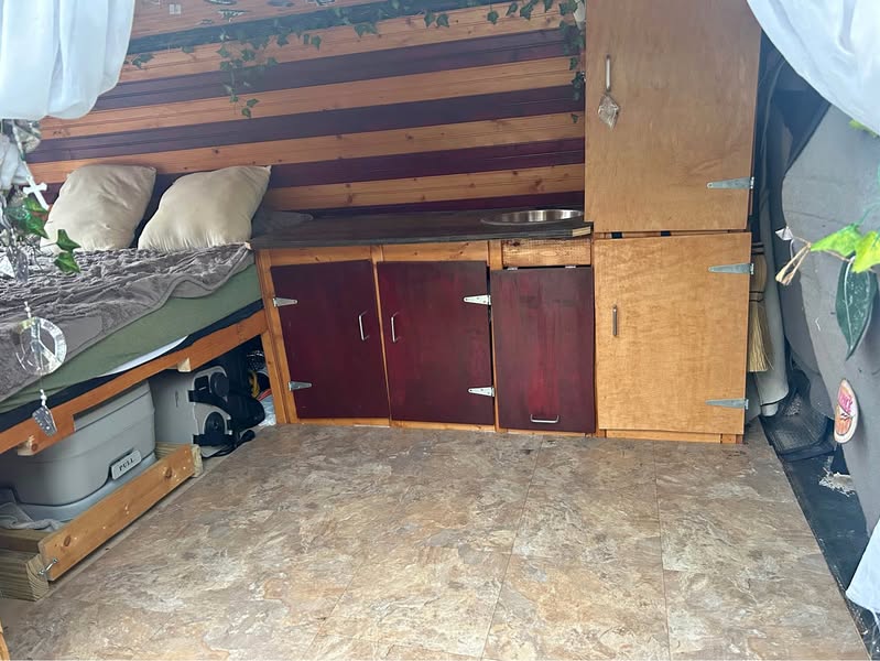 2004 Ford Econoline