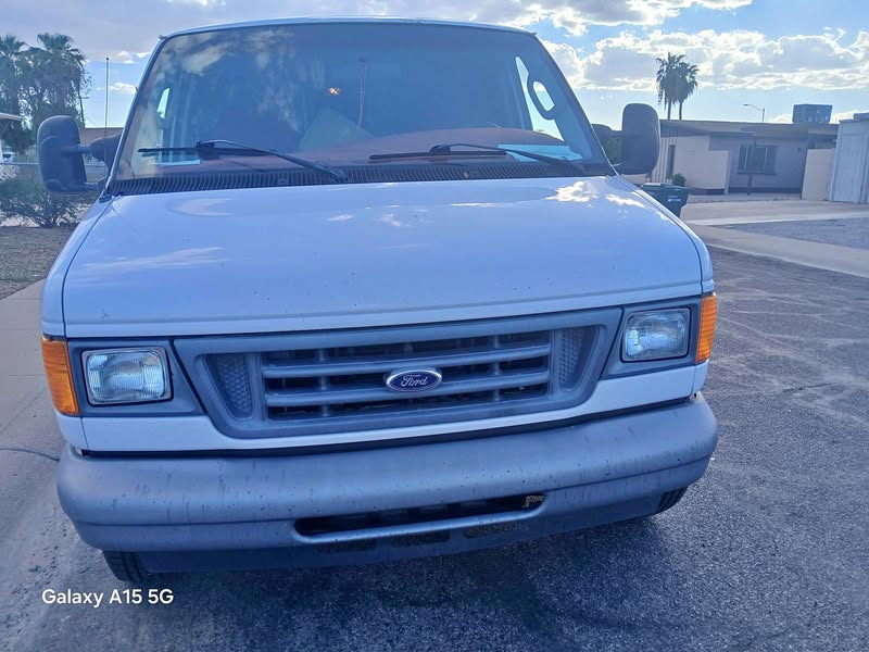 2006 Ford Econoline E150 Cargo - Van