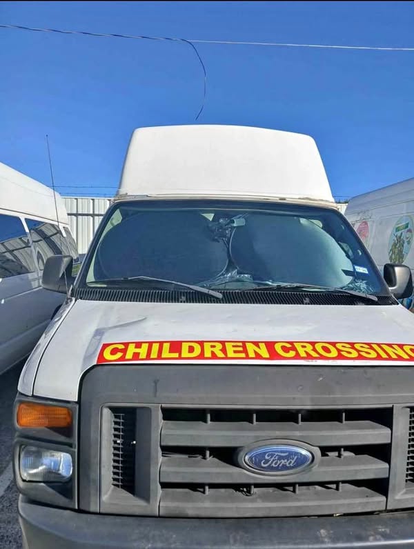 2012 Ford Econoline E250 Cargo - Van
