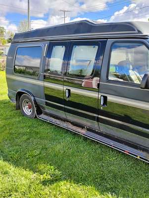 1994 Ford Econoline E150 Passenger - Van
