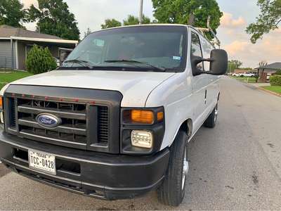 2008 Ford Econoline E250 Cargo - Van