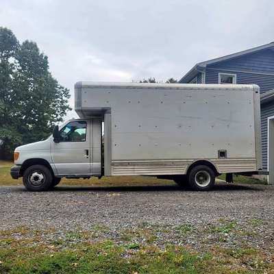 2006 Ford Econoline E350 Super Duty Cutaway - Van Cab-Chassis 2D