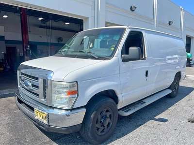 2013 Ford Econoline E250 Cargo - Extended Van