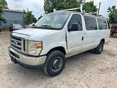 2013 Ford Econoline E250 Cargo - Extended Van