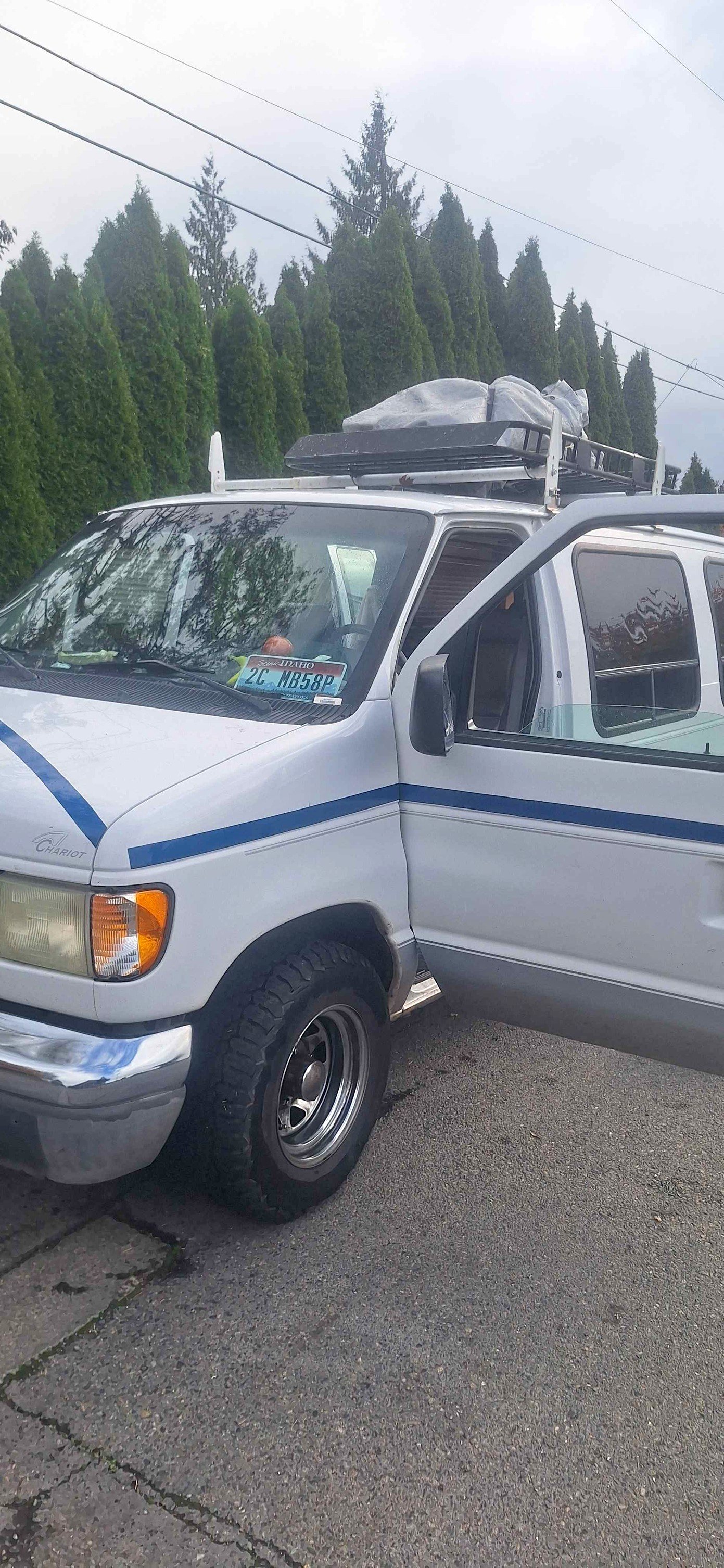 2003 Ford Econoline E150 Cargo - Van