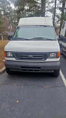 2005 Ford Econoline - Van
