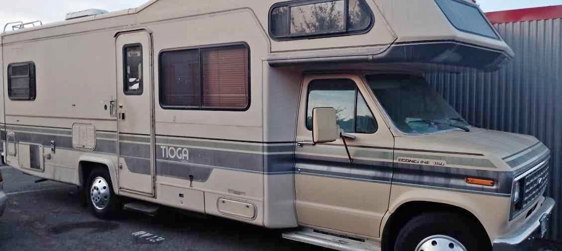 1988 Ford Econoline - Van