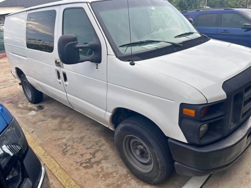 2008 Ford Econoline E350 Cargo - Van