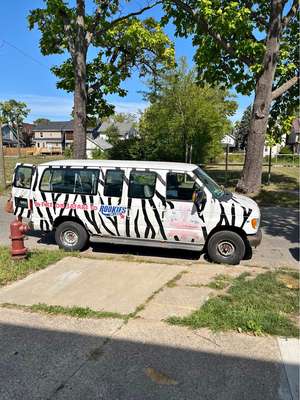 2002 Ford Econoline E350 Super Duty Passenger - Van