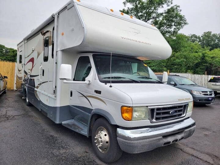 2004 Ford Econoline