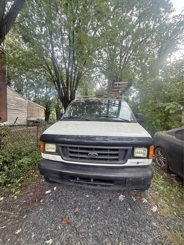 2004 Ford Econoline - Van