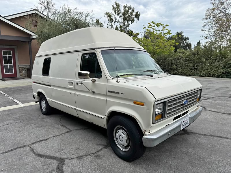 1990 Ford Econoline E150 Cargo - Van