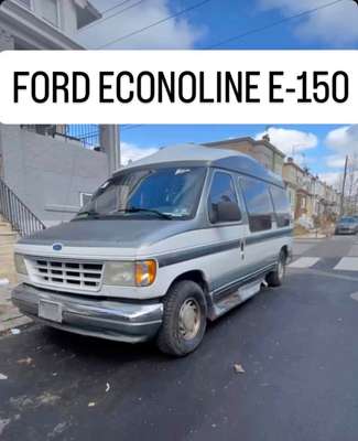 1997 Ford Econoline E150 Passenger - Van